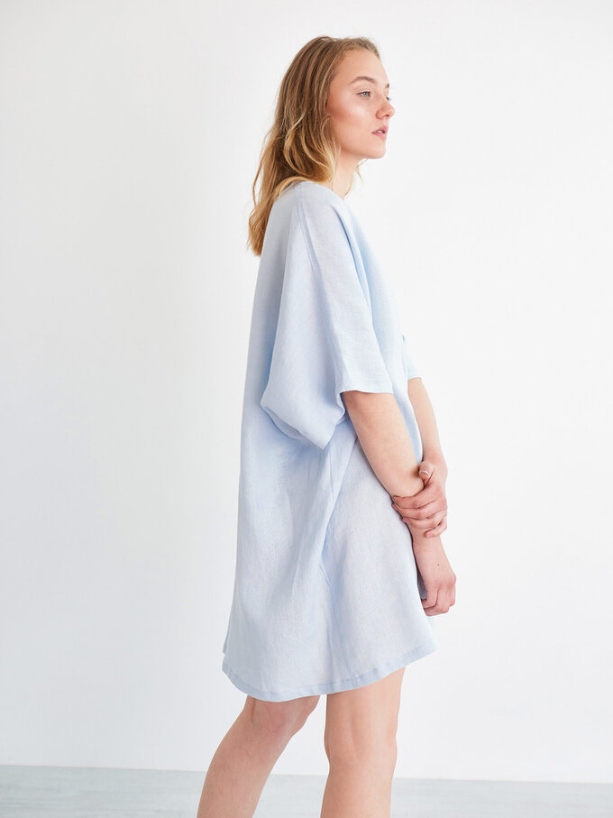 Image 3 of APRIL Linen Tunic Dress in Baby Blue from Love and Confuse