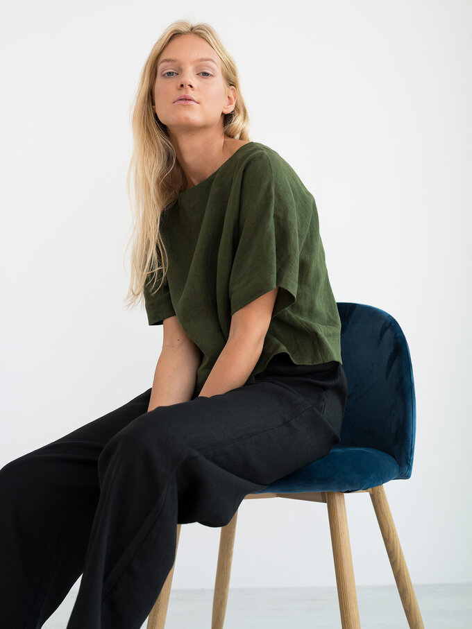 Image 1 of BEE Linen Top in Forest Green from Love and Confuse