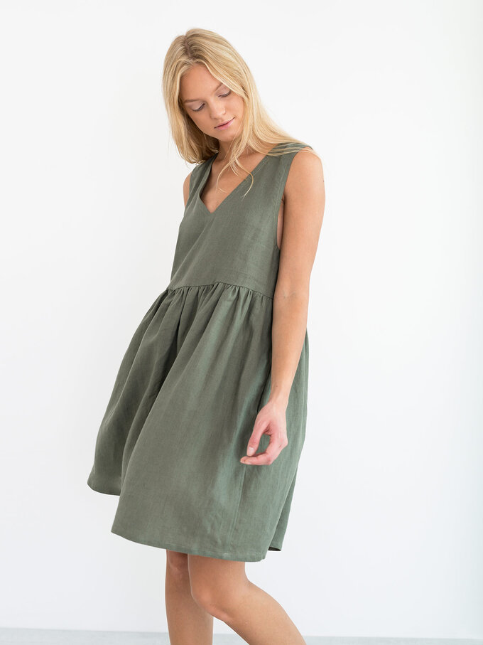 Image 2 of FRESSIA Linen Dress in Sage Green from Love and Confuse