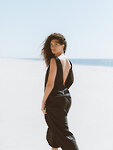 Bild 7 von KEIRA Maxikleid aus Leinen in Black, you can also choose other colors above von Love and Confuse