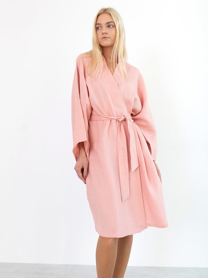 Image 4 of LUNA Linen Robe in Pink Spanish from Love and Confuse