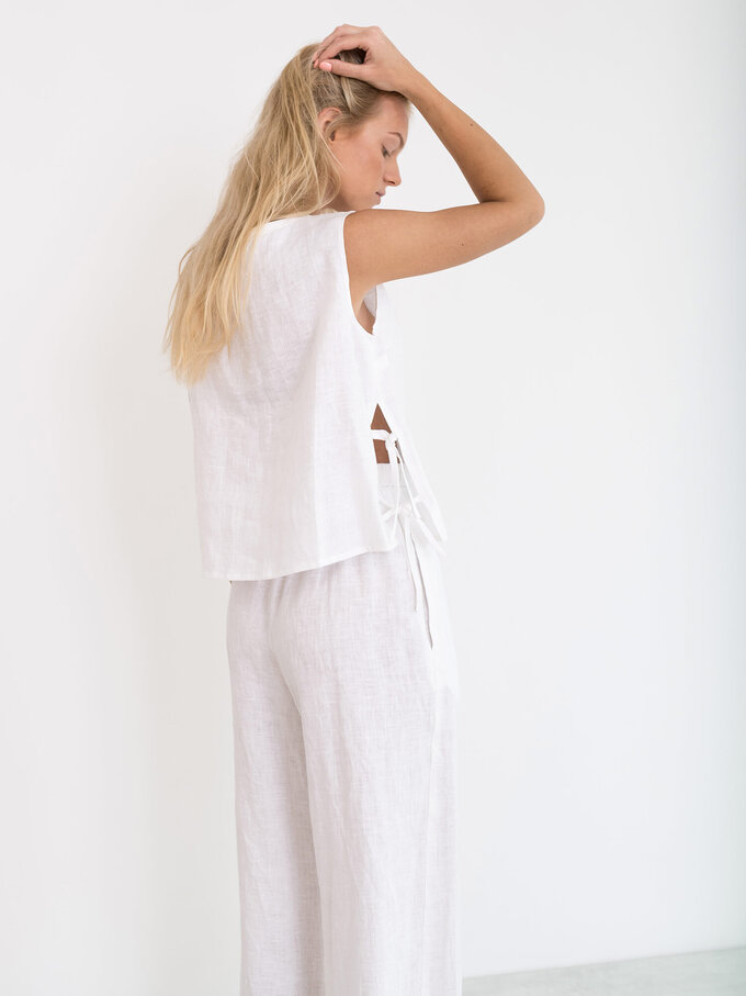 Image 4 of RILEY Wide Leg Linen Pants in White from Love and Confuse