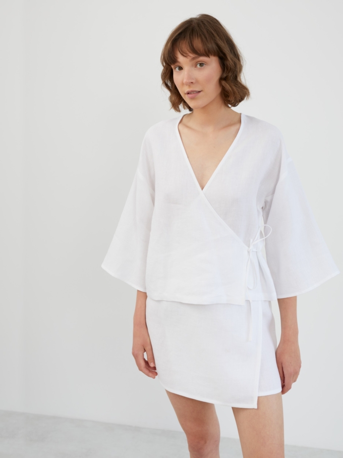 Image 2 of SOFIA Linen Kimono Wrap Top in White from Love and Confuse